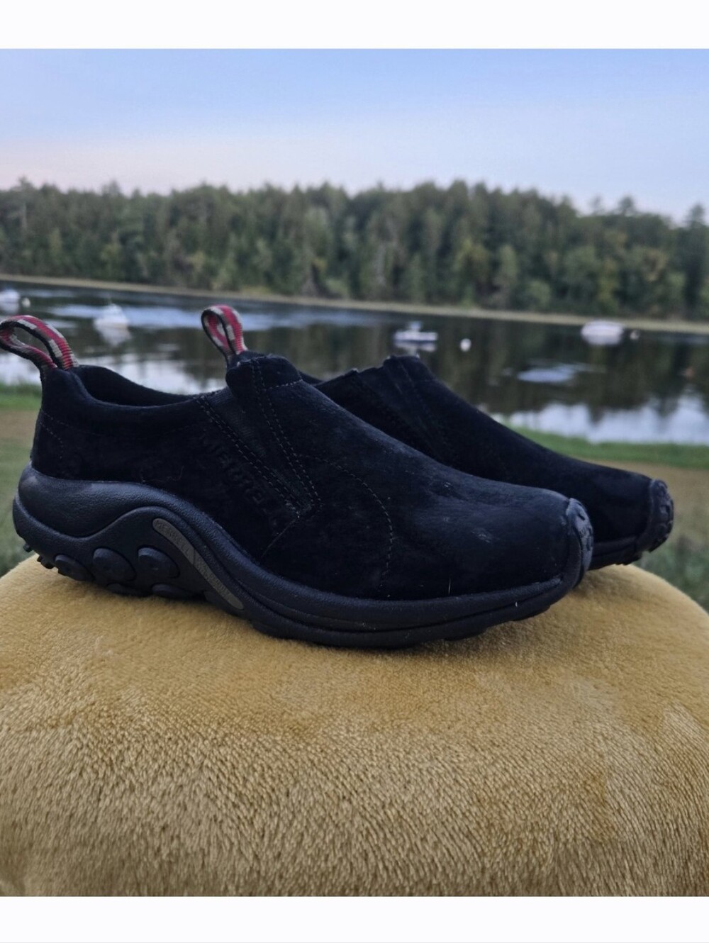 Classic Merrell Jungle Moc comfort slip-ons in black suede, size Women’s 7 Wide